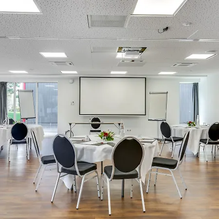 Hotel Caen Memorial Saint-Contest