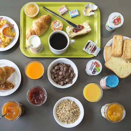 Caen Memorial Hotel 2*