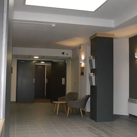 Otel Caen Memorial Saint-Contest
