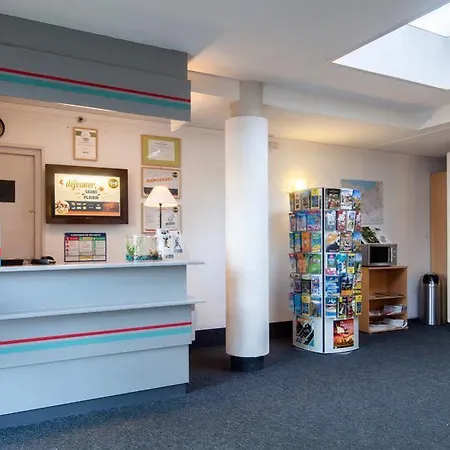 Caen Memorial Hotel