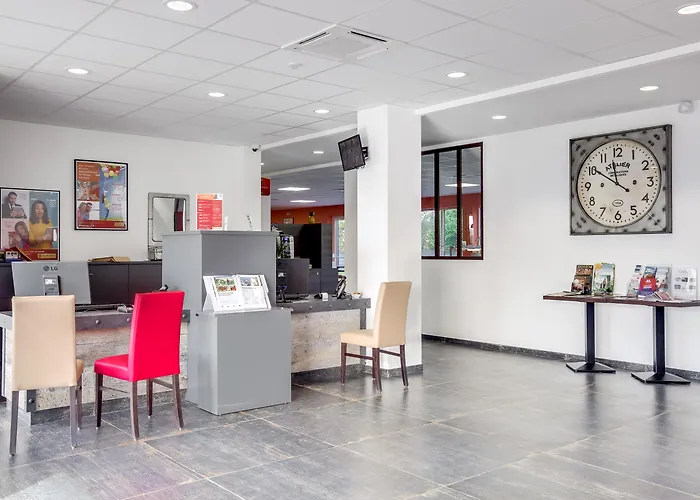 Hotel Caen Memorial Saint-Contest