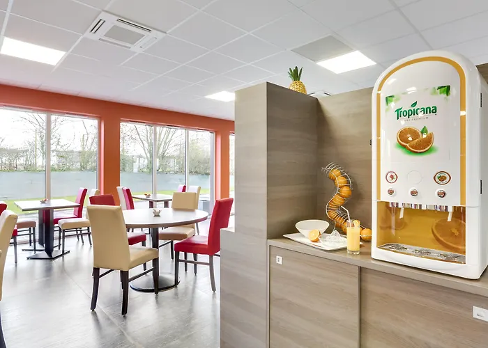 Caen Memorial Hotel 2*