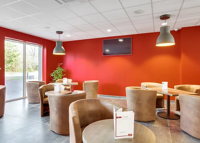 Caen Memorial 2* Saint-Contest