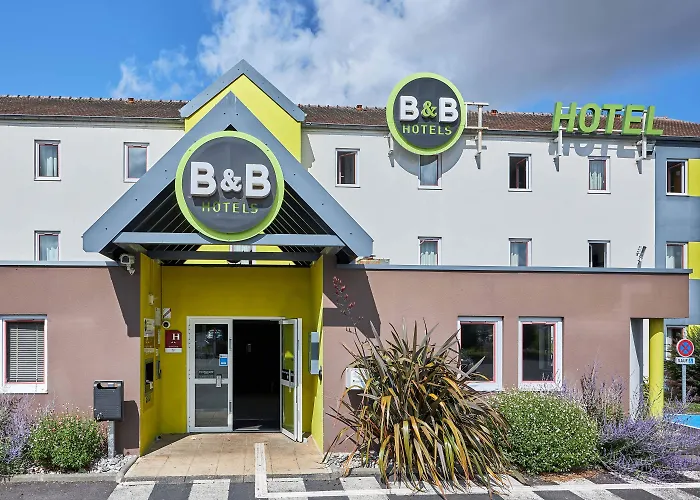 Caen Memorial Hotel 2*