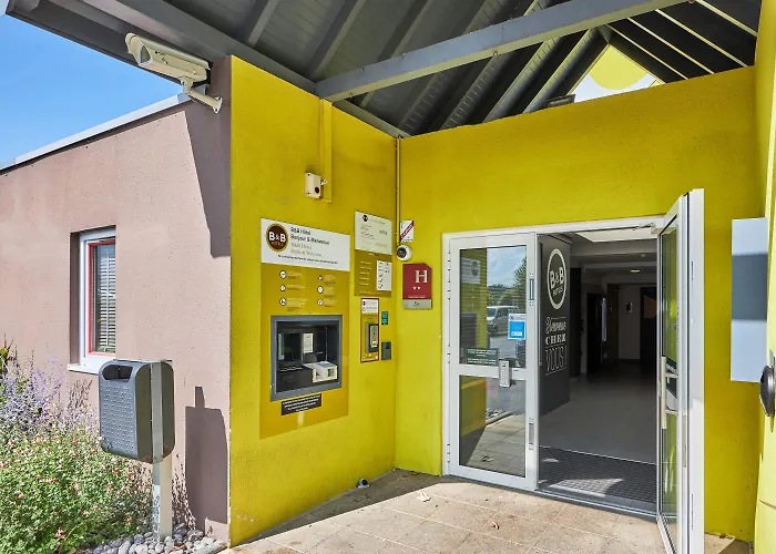 Hotel Caen Memorial Saint-Contest