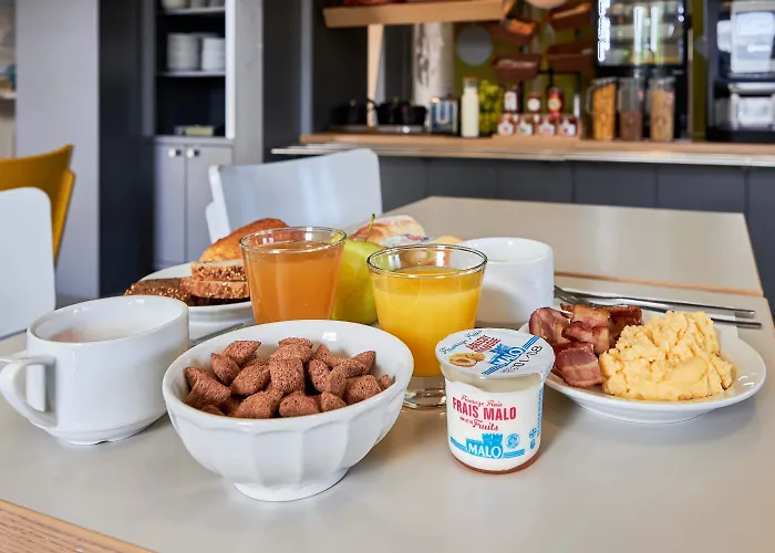 Hotel Caen Memorial 2*