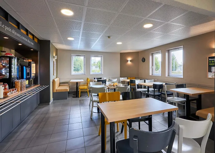 Hotel Caen Memorial Saint-Contest